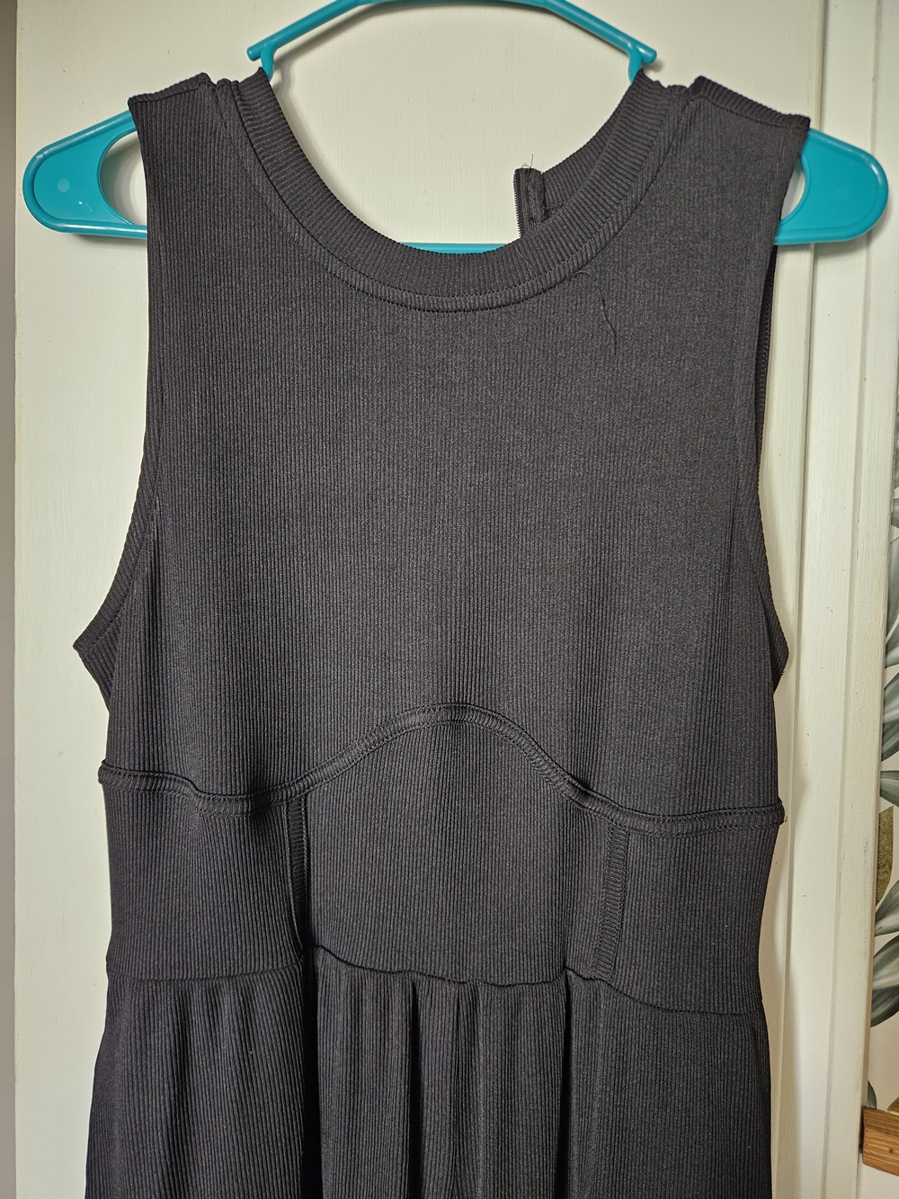 Cider Sleeveless Ribbed Black Romper Large